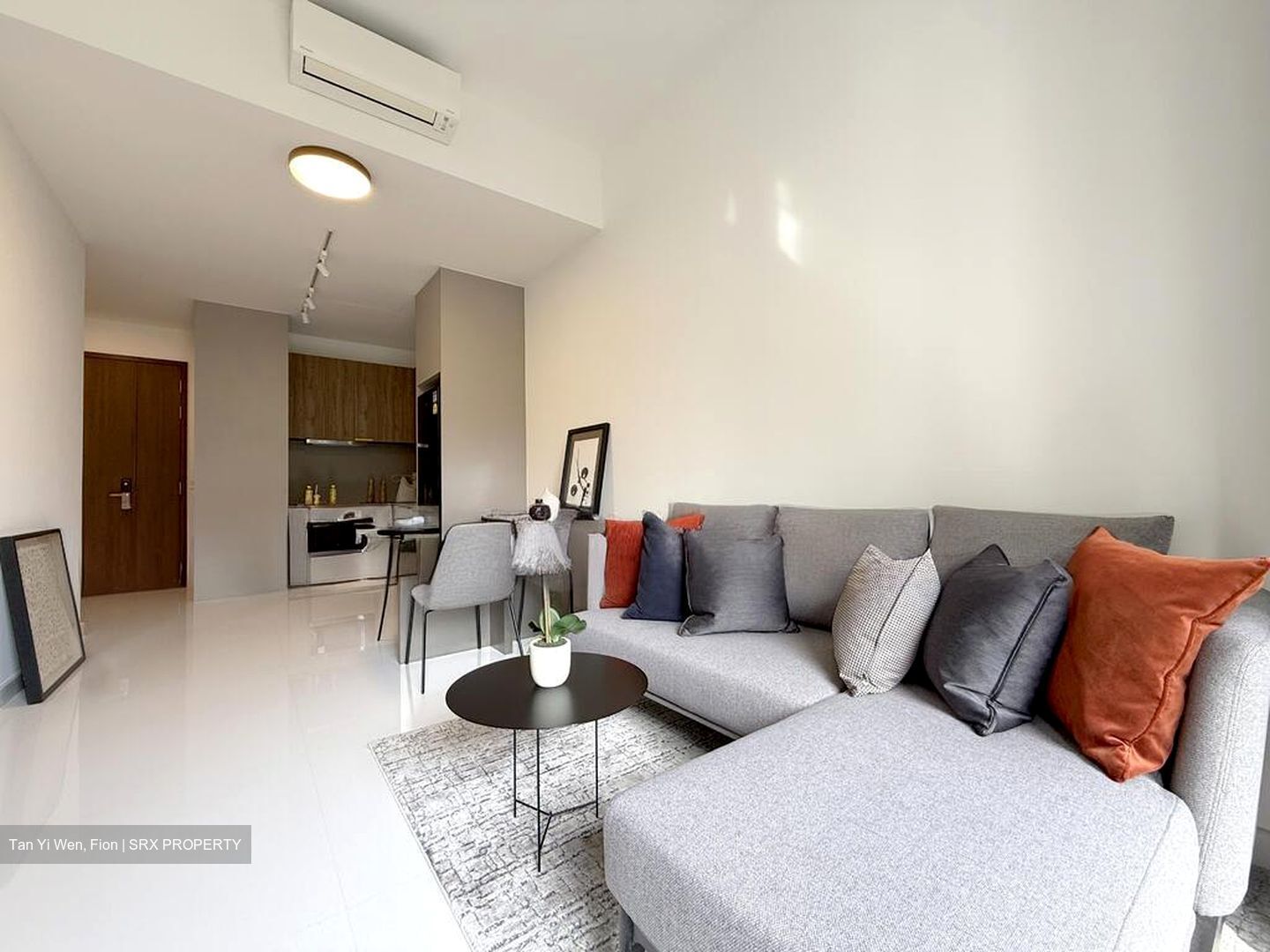 Parksuites (D10), Apartment #566230891